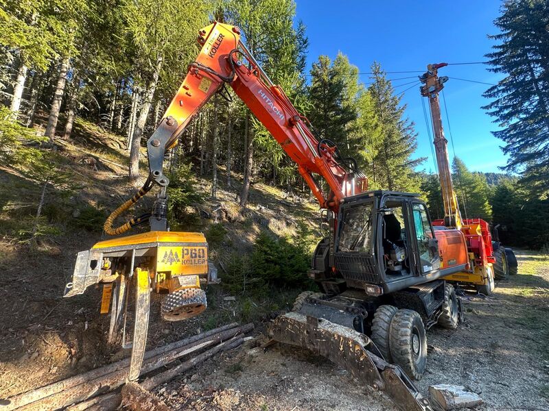 Prozessorbagger Hitachi ZX210W-3 + P60